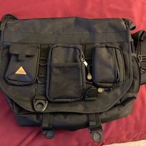 BumBakPak Hamptons Hybrid Messenger/Backpack Laptop Bag
